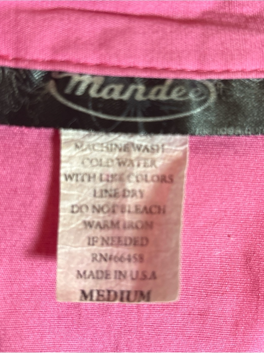 Mandee Y2K Pink Short‑Sleeve Fitted V‑Neck Button Blouse with Belt - Picture 4 of 7